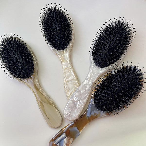 ✅ Anti-Static Hair Comb – Tames Frizz Fast